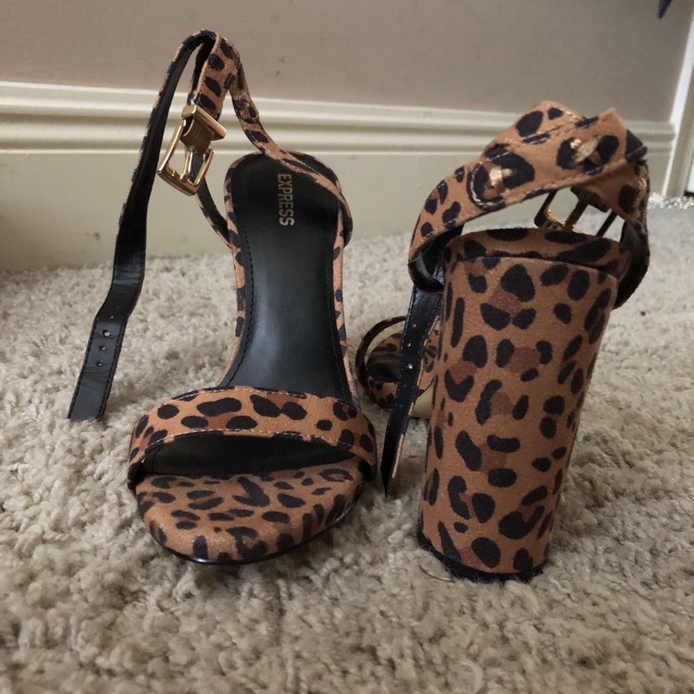 Express cheetah heels